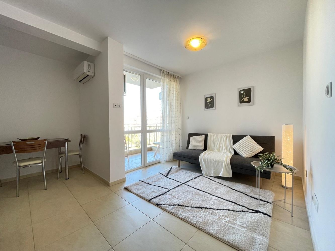 Stylish furnished studio in a year-round complex in Sunny Beach, 400 meters from the beach