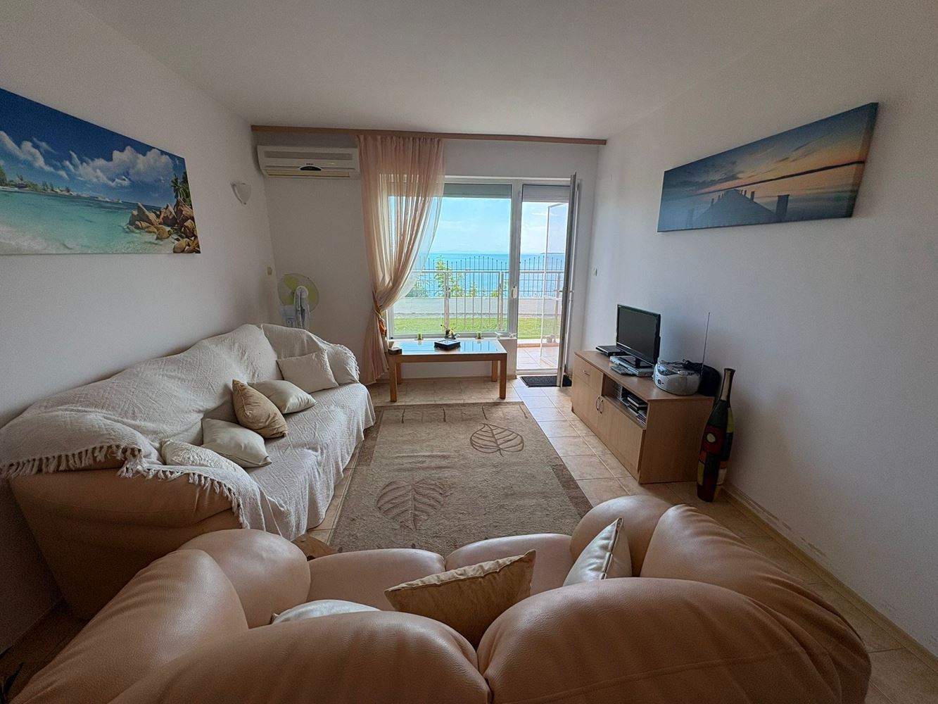 One-Bedroom Apartment with Direct Sea View in Sveti Vlas – Comfort, Tranquility and Resort Lifestyle