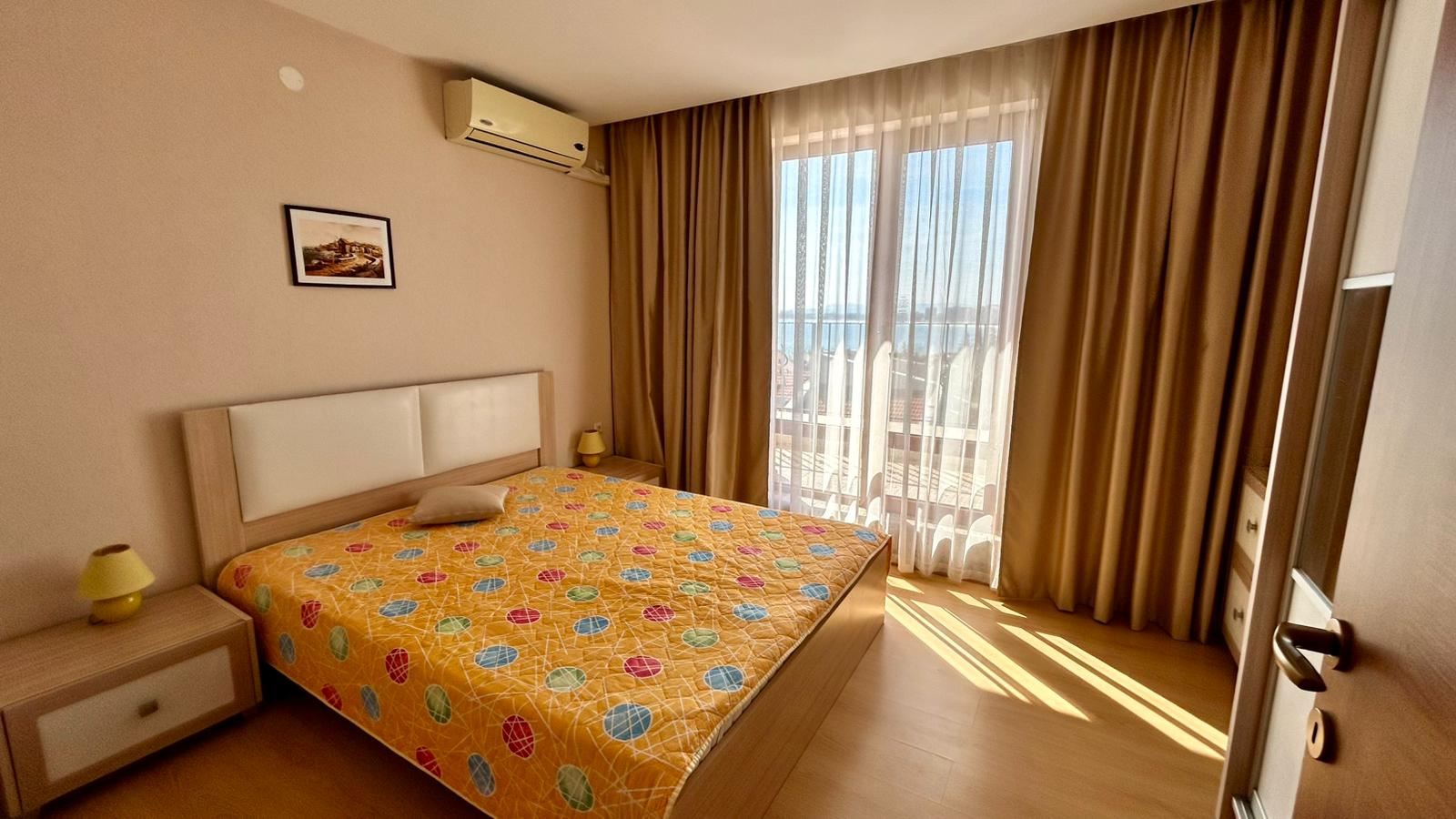 Sveti Vlas – three-bedroom apartment with direct panoramic sea view in a first-line complex