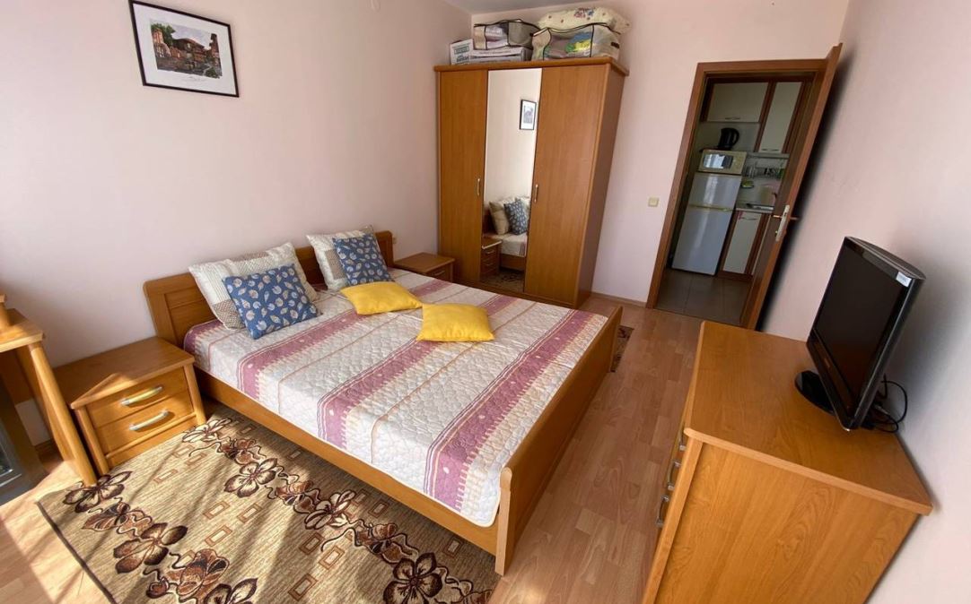 Spacious one-bedroom apartment in a modern complex in Sunny Beach – comfort, greenery, and amenities for residents