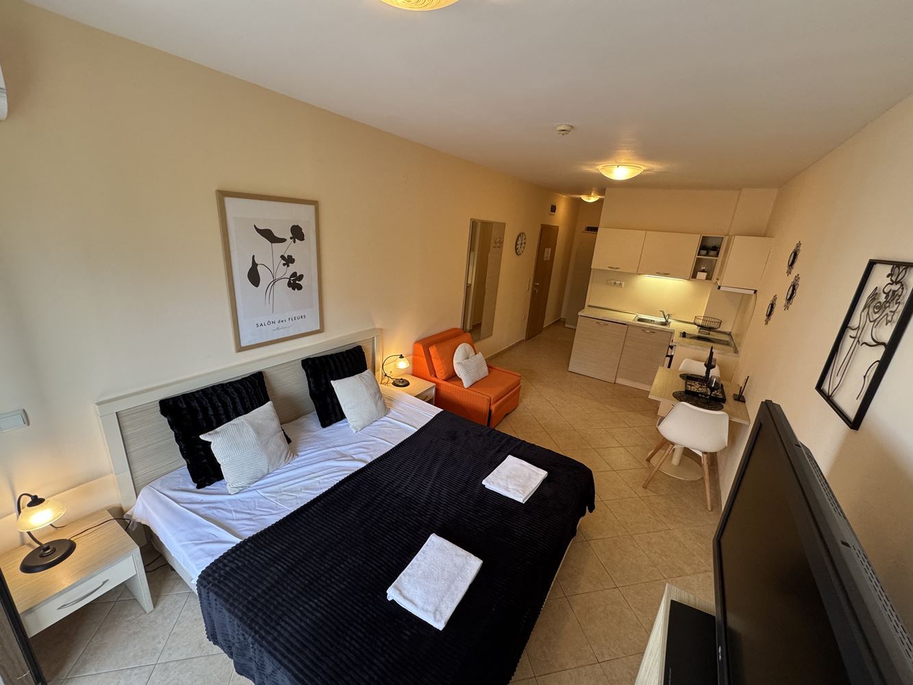 Studio in the Heart of Sunny Beach – 400 m from the Beach with Excellent Resort Infrastructure