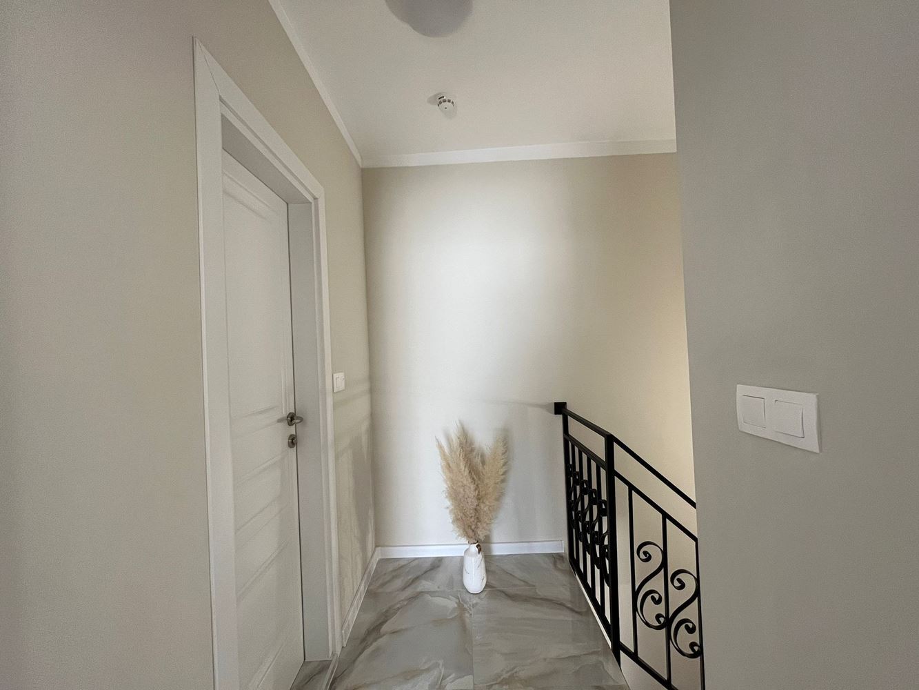 Luxury two-bedroom apartment on two levels in the heart of Ravda – new construction with swimming pool and premium comfort