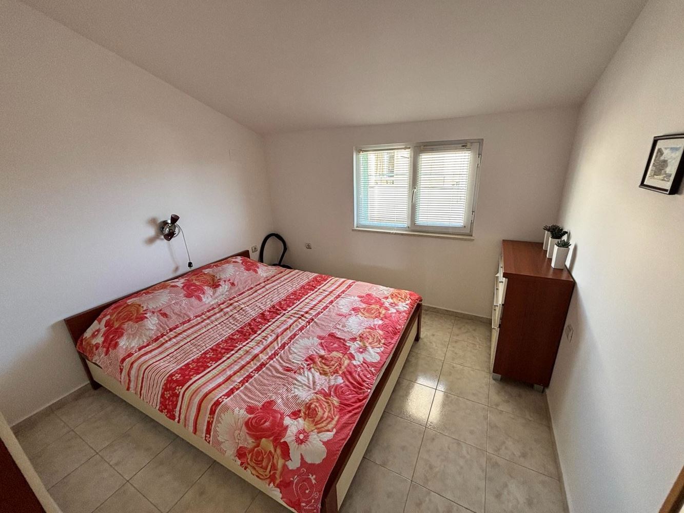 Panoramic sea-view three-bedroom? apartment in Sveti Vlas