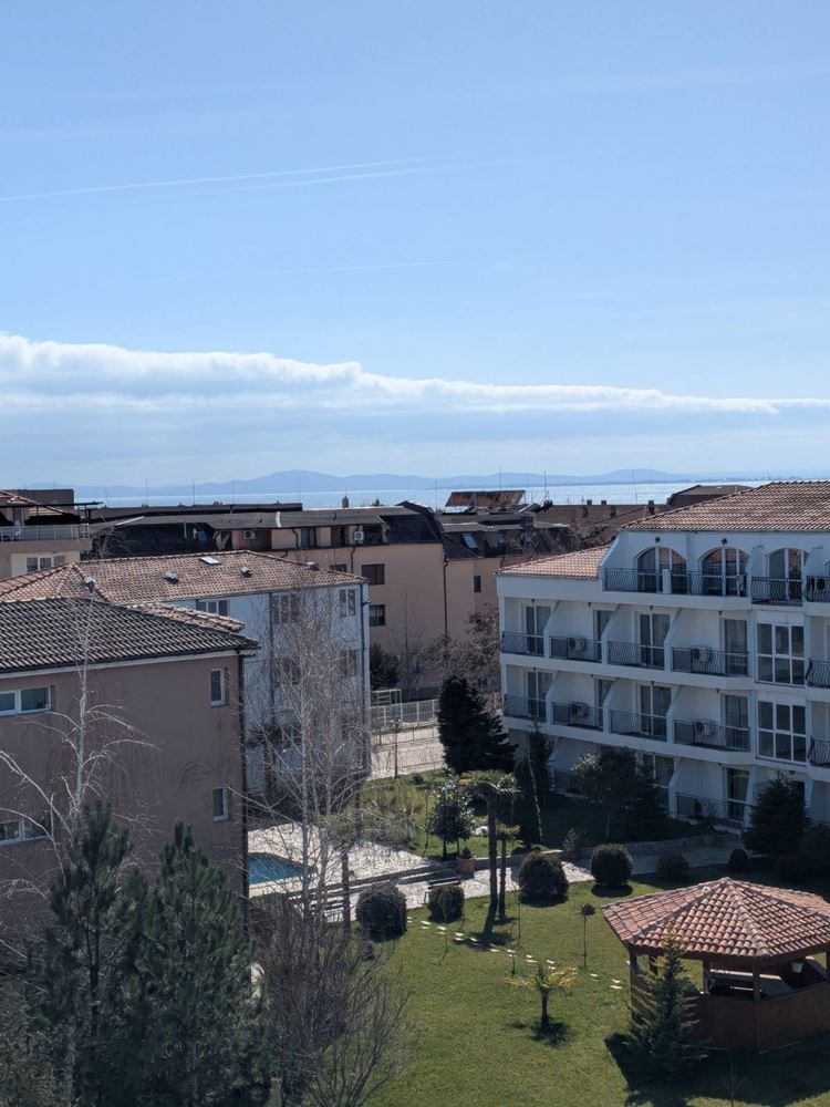 Cozy one-bedroom apartment with partial sea view in Nessebar