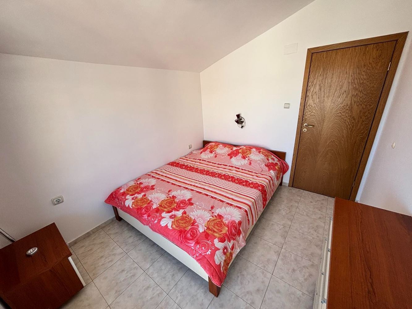 Panoramic sea-view three-bedroom? apartment in Sveti Vlas