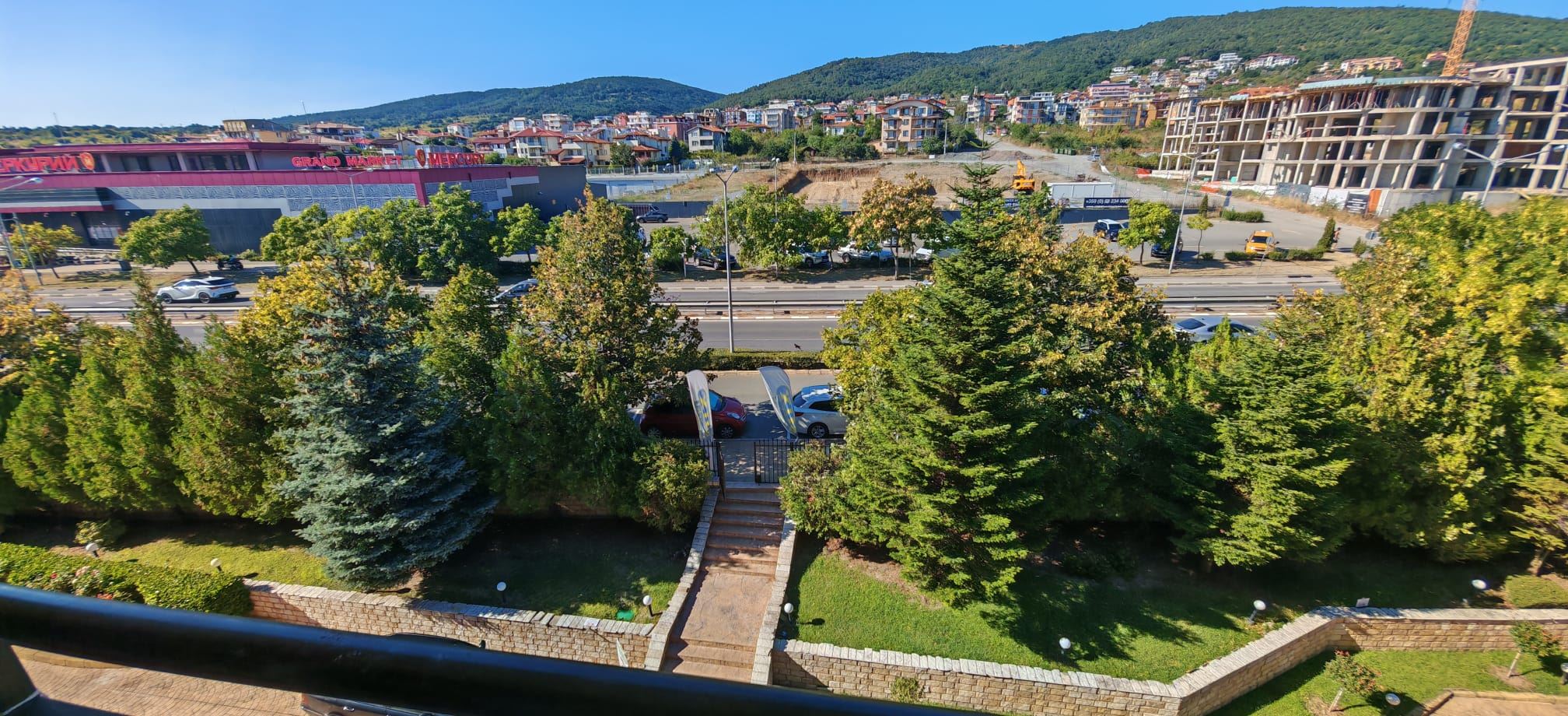 Panoramic sea and pool views – spacious apartment with two bedrooms in Sveti Vlas