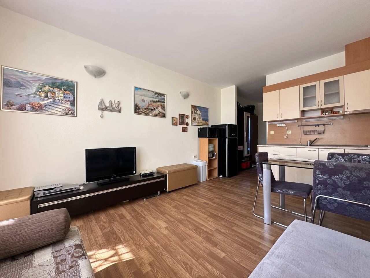 Cozy One-Bedroom Apartment in Ravda with Direct Access to the Pool Area