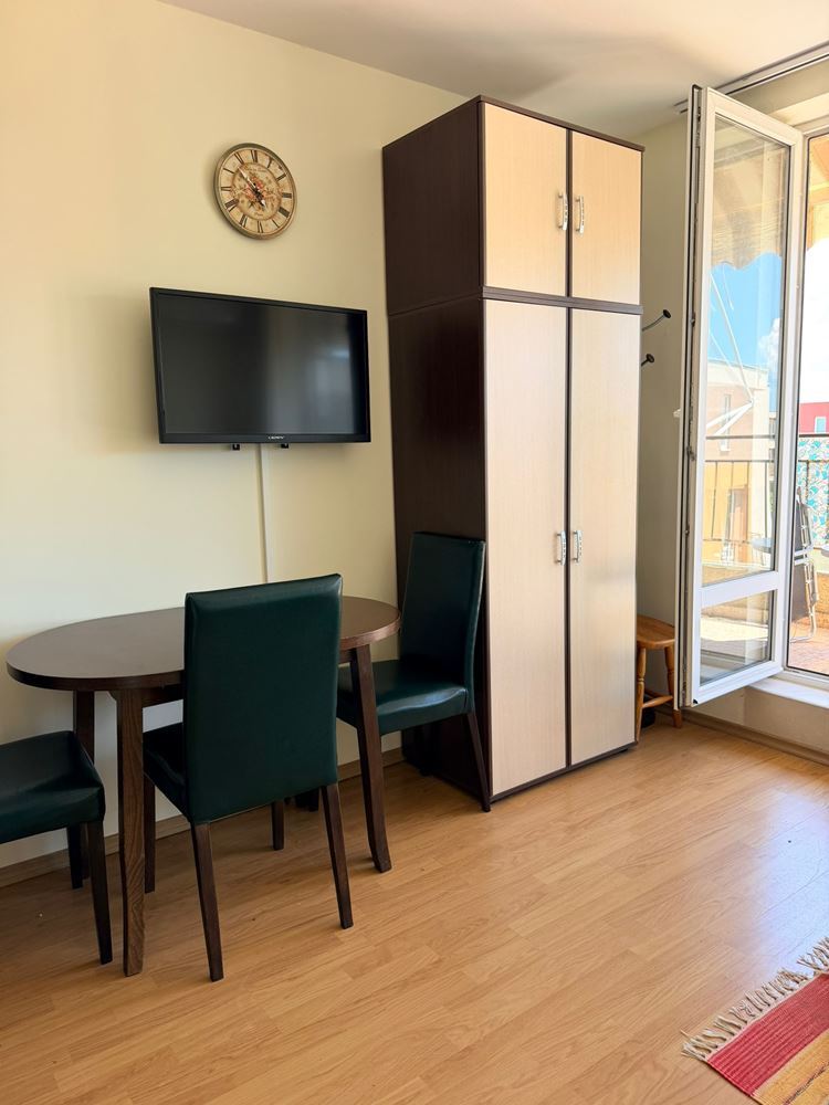 Furnished studio in Sunny Beach with swimming pool, tennis court and green garden