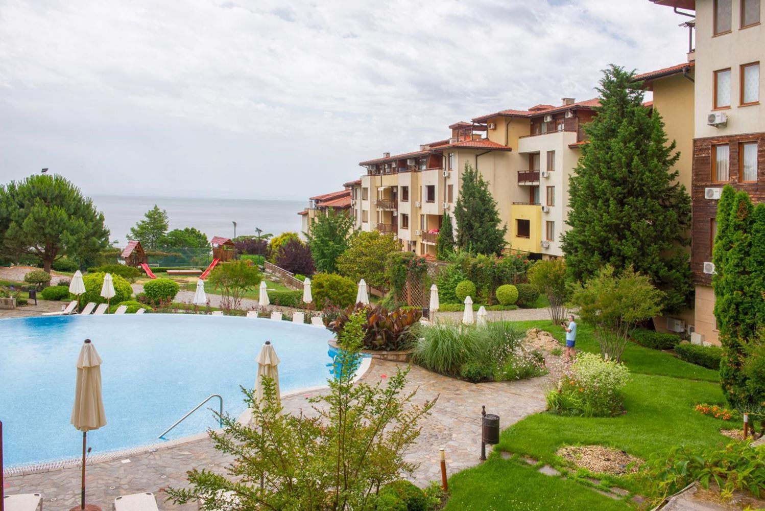 Studio on the First Sea Line in Sveti Vlas – Luxury Complex with Extensive Infrastructure and Sea View