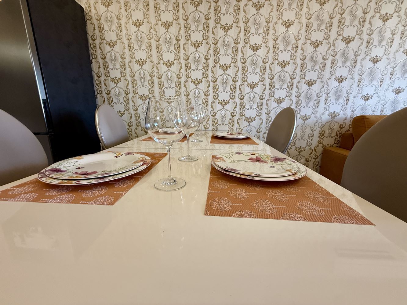 First-Line Apartment in Sveti Vlas – Stylish Property Near the Beach and Marina Dinevi Yacht Port