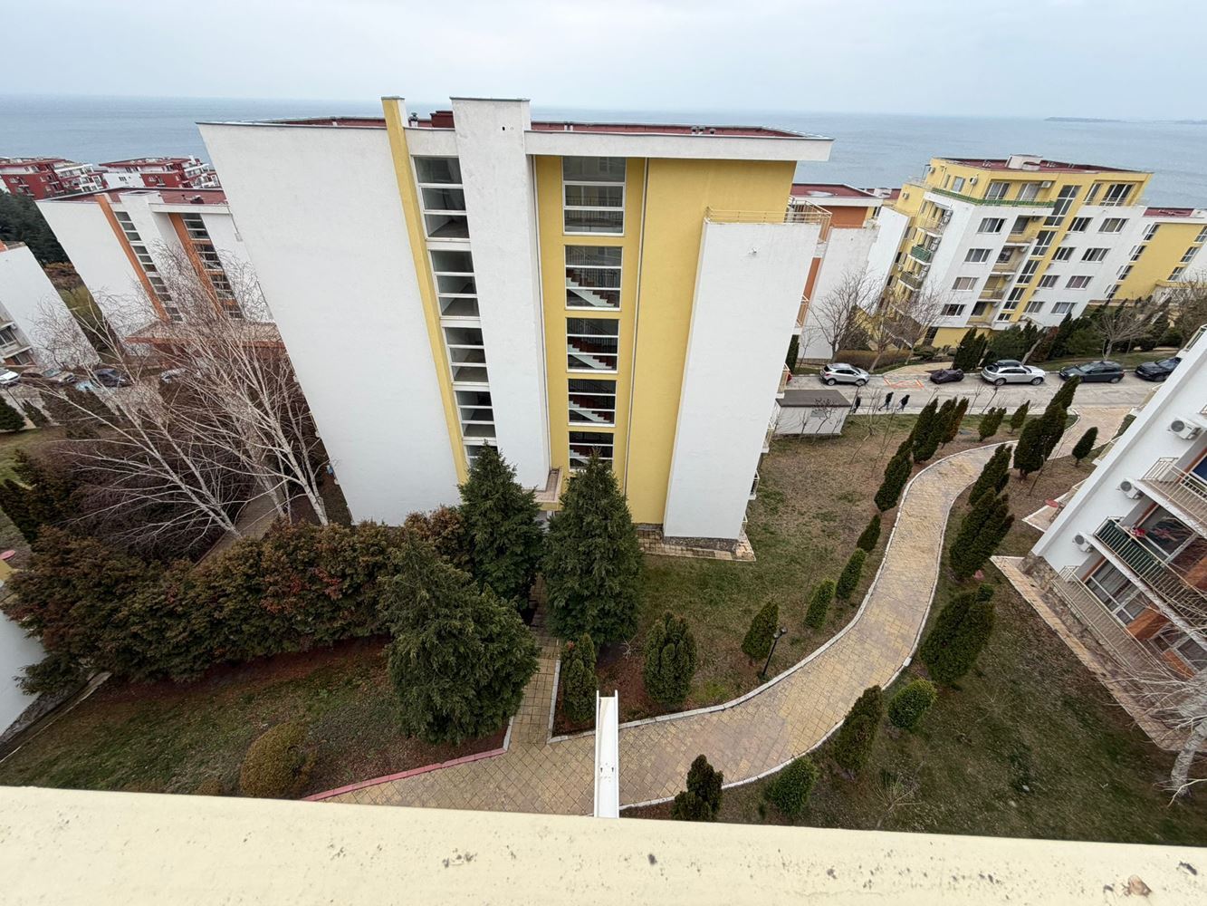 Panoramic studio with sea view in Sveti Vlas – impressive location, large-scale complex, and high-class investment