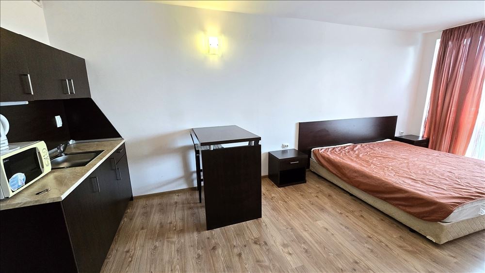 Elegant studio in an elite complex in Sarafovo – just a few steps from the beach, luxury, SPA, and a pool right in front of you