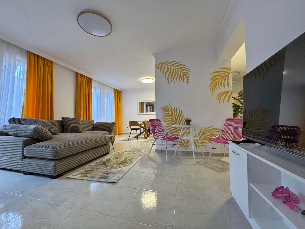 Spacious one-bedroom apartment in a prestigious complex in Saint Vlas – 200 meters from the sea