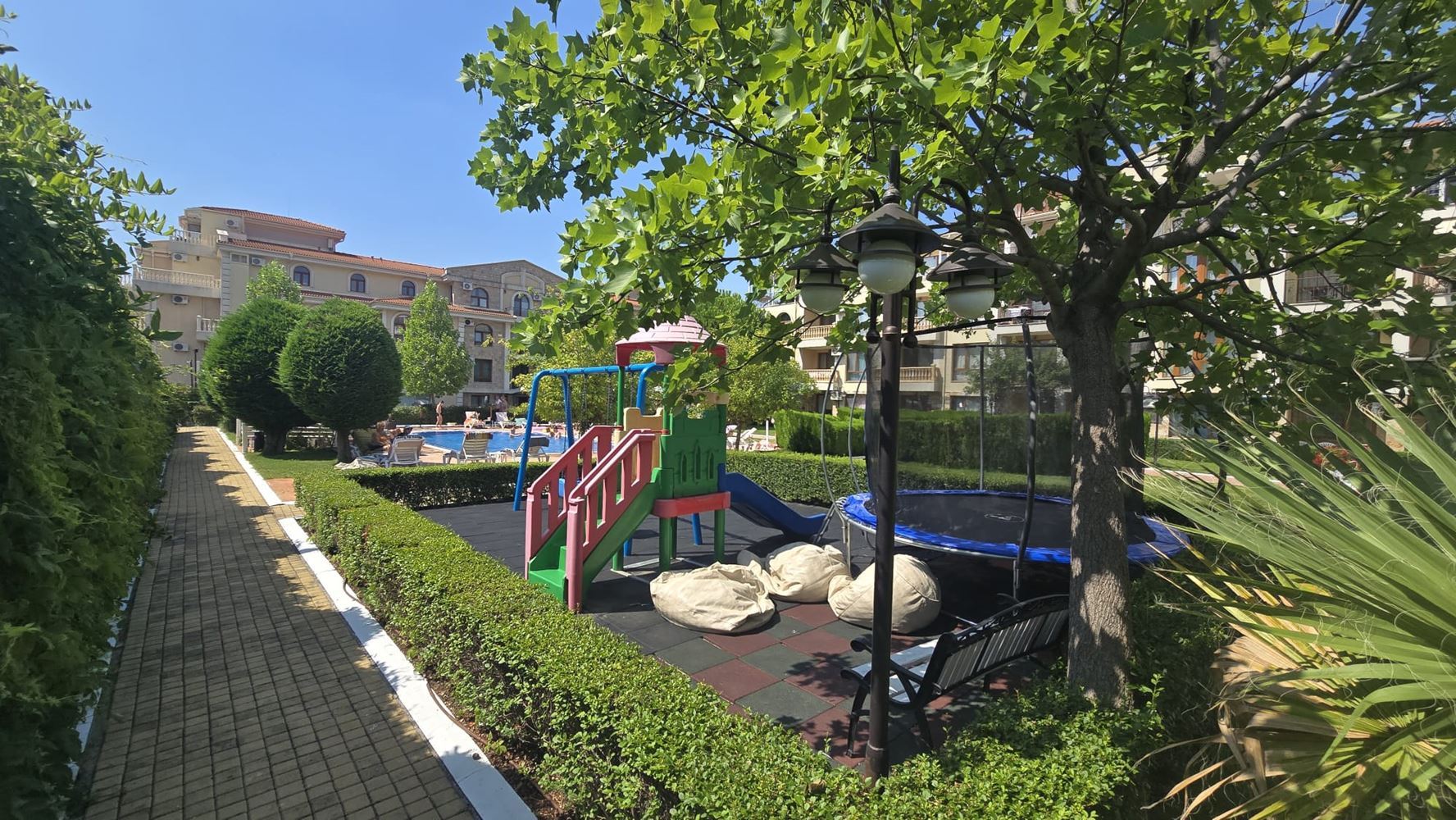 One-Bedroom Apartment on the First Line by the Sea in Sveti Vlas – Ready to Move In!