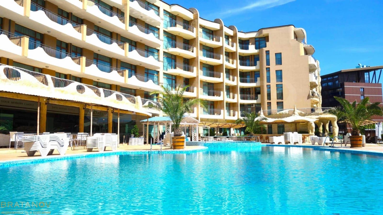 Sunny Beach – fully furnished spacious studio in a luxury complex only 50 m from the beach