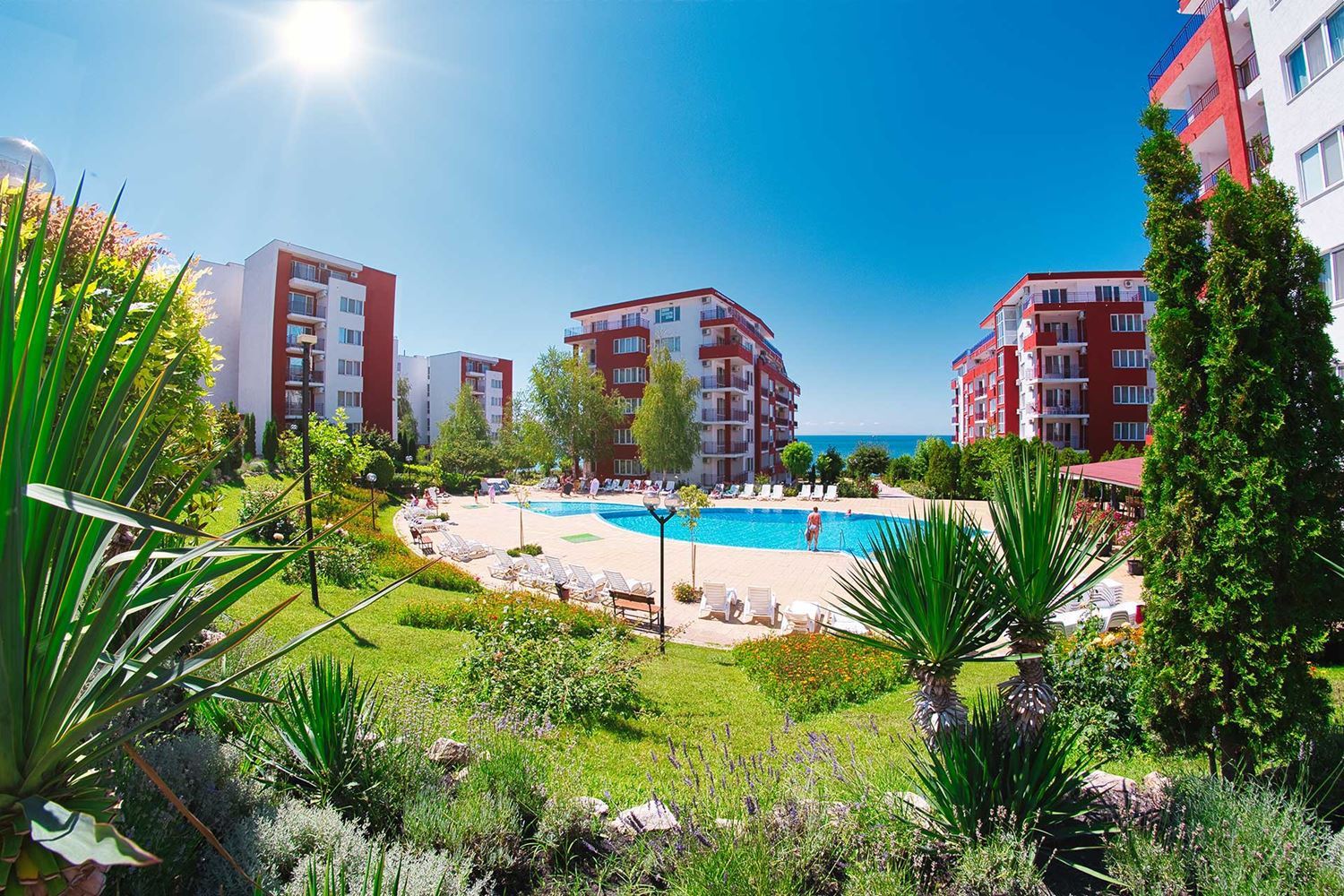 Three-Room Apartment in a Complex with Extensive Infrastructure in Sveti Vlas
