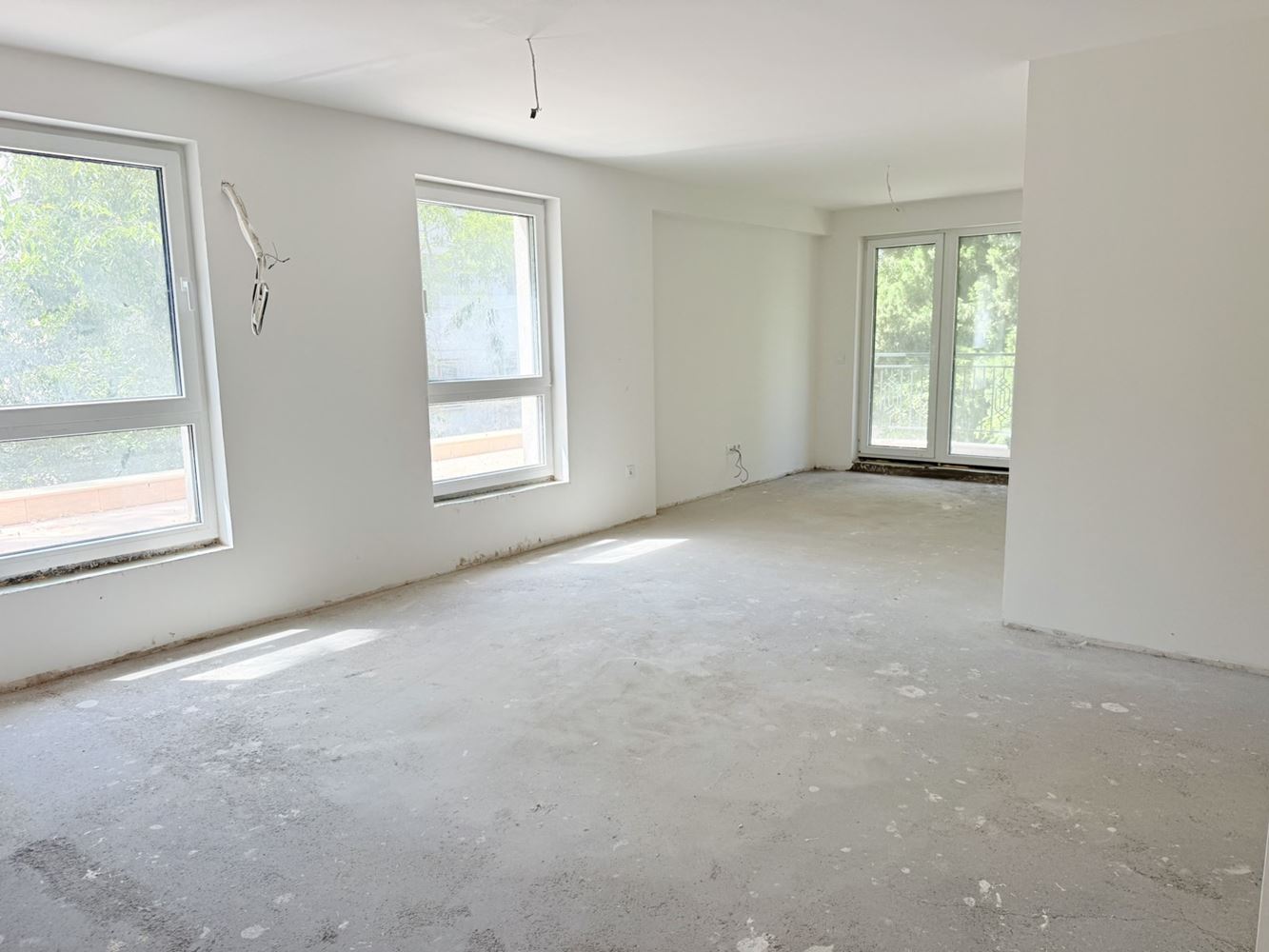 Spacious One-Bedroom Apartment in a New Building with Act 16 in Burgas – Comfort, Space and Excellent Location