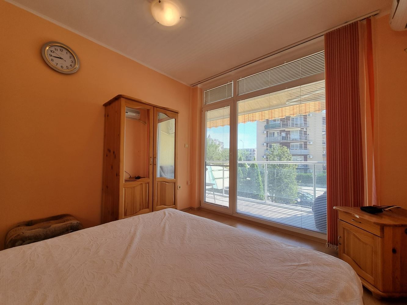 Furnished apartment with one bedroom in Sunny Beach – functional property with amenities and low maintenance fee