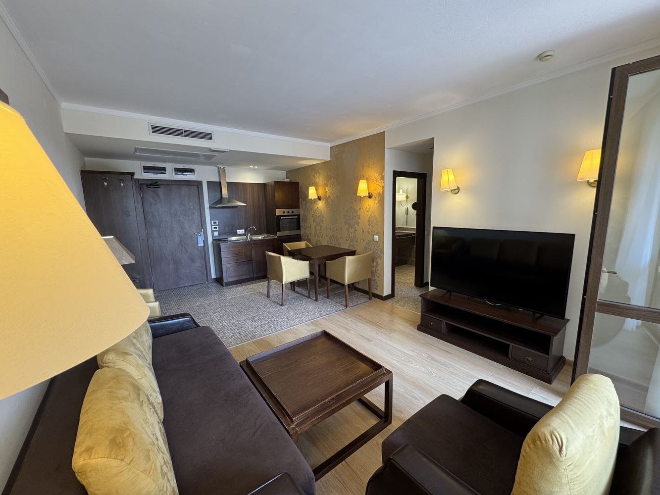 Spacious One-Bedroom Apartment with a Large Terrace, 50 Metres from the Beach in Sunny Beach