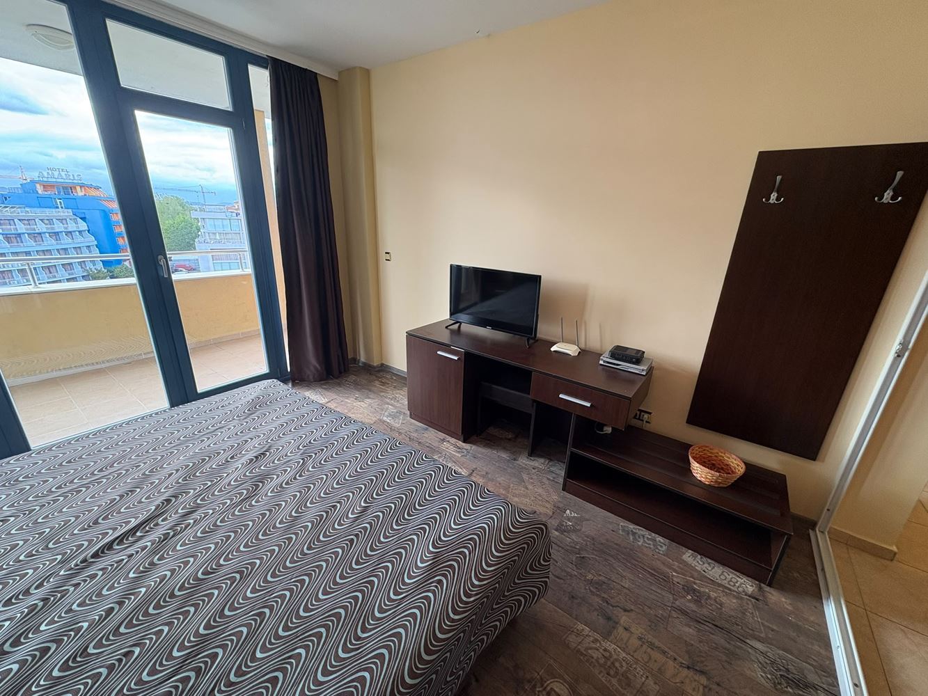 Two-bedroom apartment in Sunny Beach – spacious living, amenities and entertainment in a holiday complex