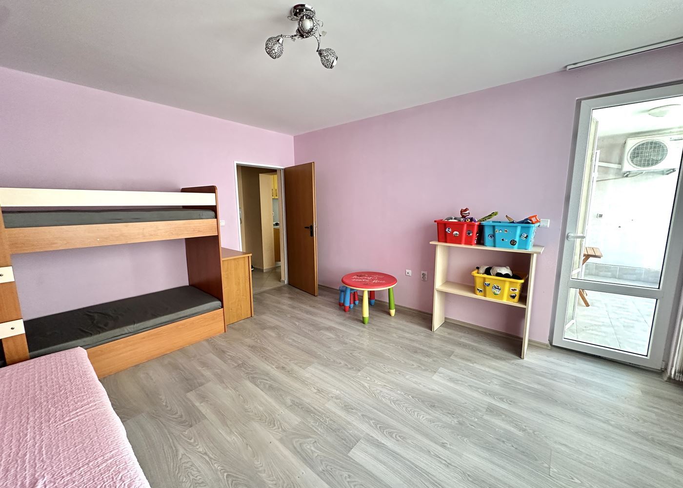 One-Bedroom Apartment 100 m from the Beach in Pomorie – Comfort, Convenience, and Sea View