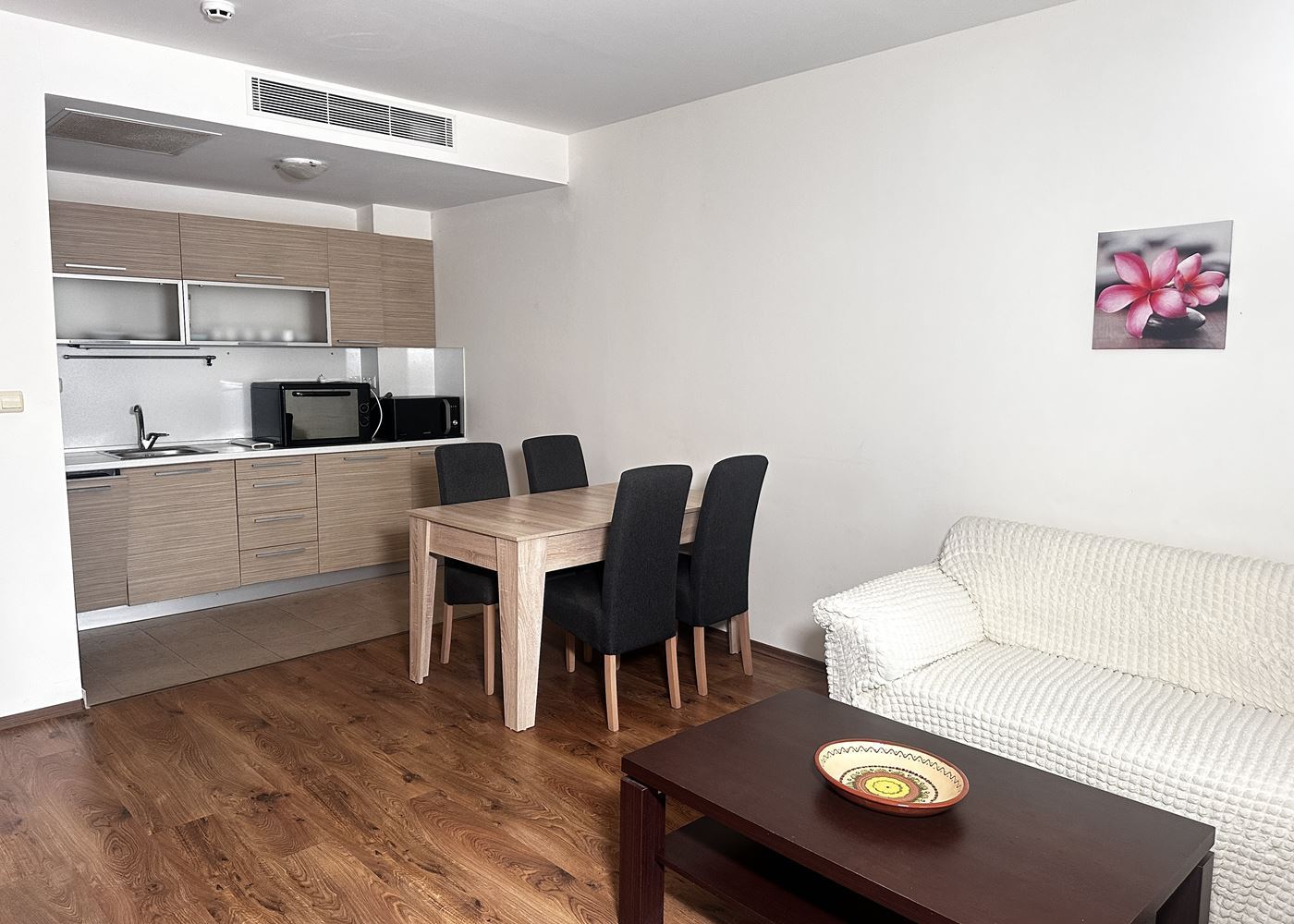 Spacious One-Bedroom Apartment in a Luxurious and Impressive Complex in Sunny Beach