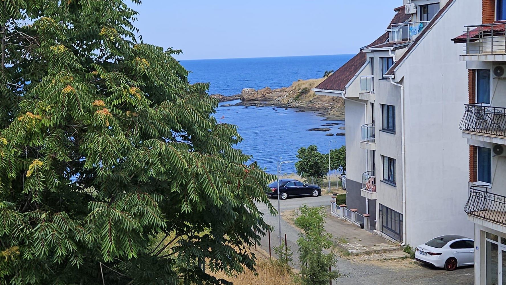 One-Bedroom Apartment with Sea View in Ahtopol – Only 50 Meters from the Beach, No Maintenance Fee